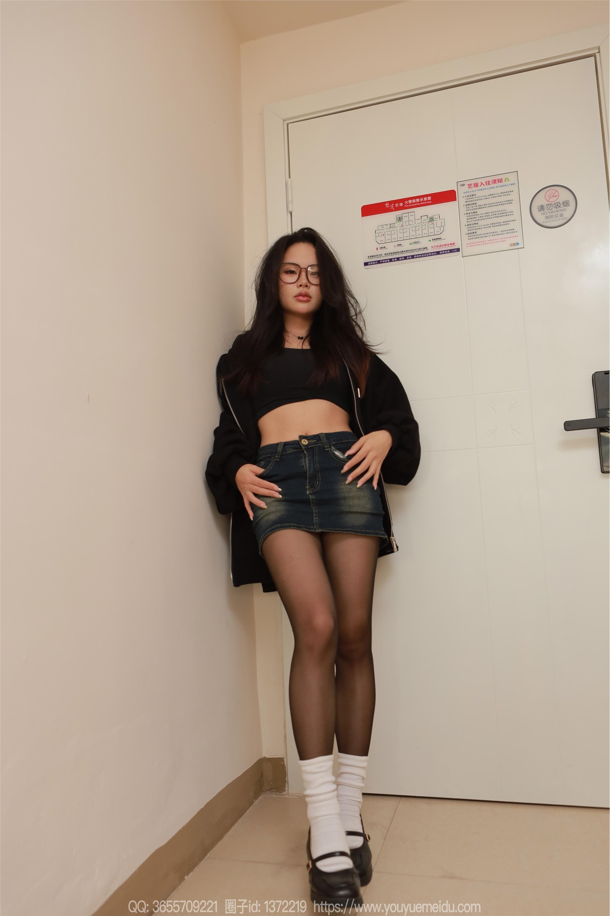 IESS异思趣向  2025.01.26 丝享家 1960 兔兔《黑丝沙发》